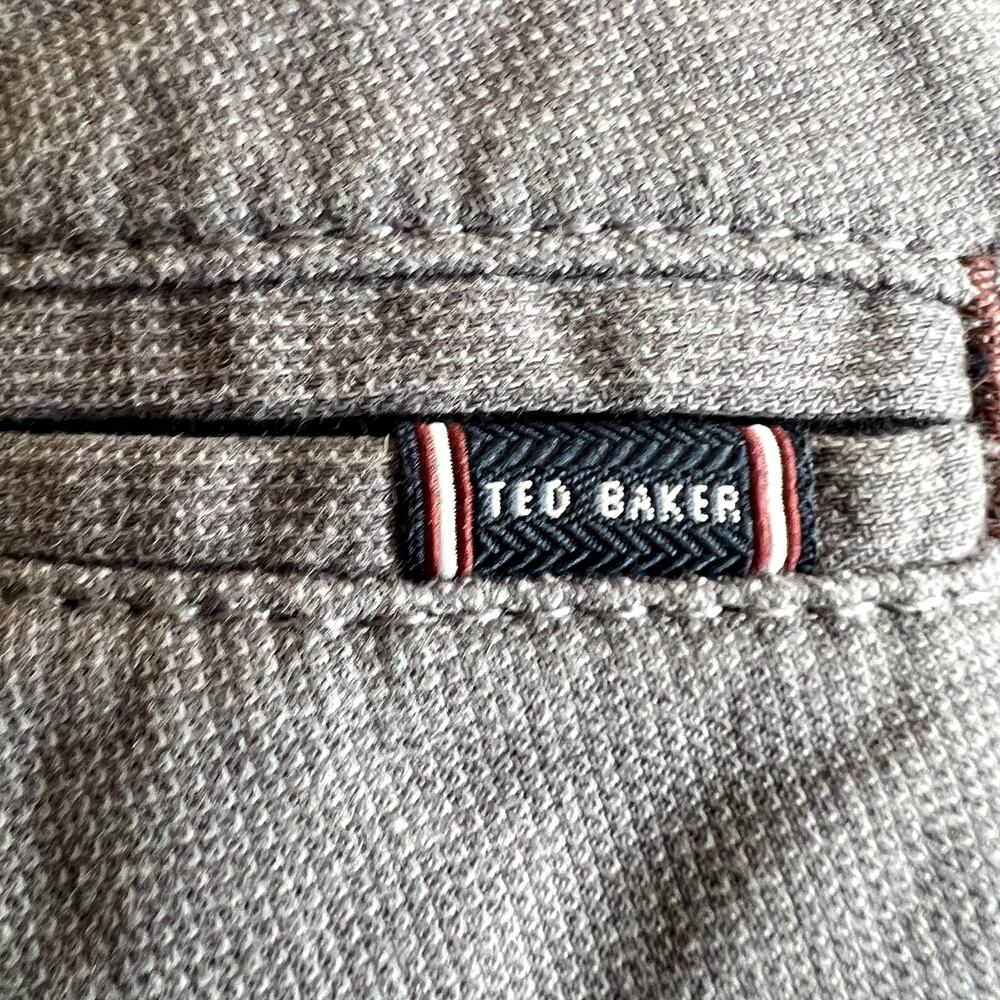 Ted Baker London Mens Chino Shorts Taupe Gray Flat Front Size 38 Waist - Picture 9 of 10